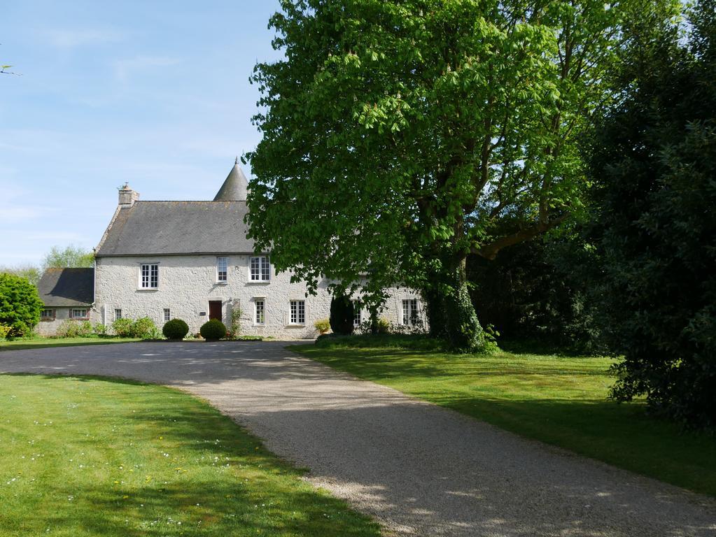 Le Manoir De Juganville Saint-Martin-de-Varreville Esterno foto